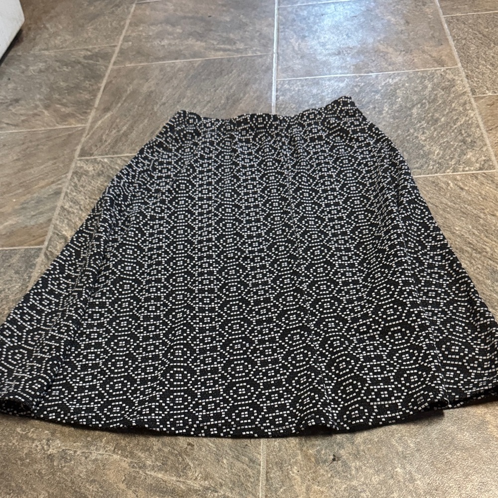 Ginger G Black and White Geometric A-Line Skirt